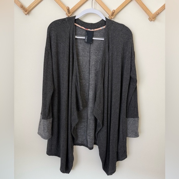 Dolan Anthropologie Open Front Shawl Cardigan - Picture 2 of 8